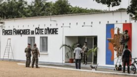 Le Président Alassane Ouattara annonce le départ des forces françaises