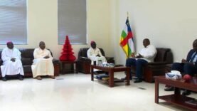 Rencontre du Président Faustin Archange Touadera avec les Évêques des 9 diocèses