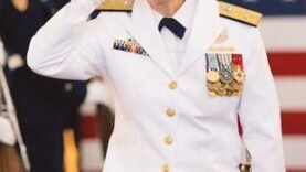 Donald Trump Révoque l&rsquo;Amirale Fagan, Première Femme à Diriger une Branche des Forces Armées
