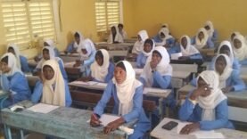 à Abéché, les élèves du lycée Boustan composent le Bac blanc