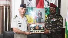 le Colonel Ducret en visite à Bangui