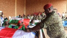 Des funérailles nationales pour honorer les soldats tombés à Bondjomo