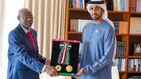 L&rsquo;Ambassadeur du Tchad aux Émirats Arabes Unis honoré pour sa contribution au renforcement des relations bilatérales