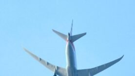 Un Boeing 787 dérouté après une alerte à la bombe au-dessus de la mer Caspienne