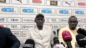 Les clés du succès : Pourquoi le soutien collectif est essentiel pour le coach Zakaria