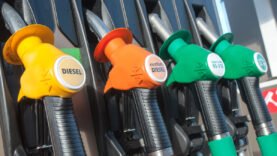 Réduction historique des prix des carburants : Ce que cela signifie pour vous aujourd&rsquo;hui