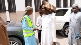 Sensibilisation à la sécurité routière : L&rsquo;ANASER informe les conducteurs sur le nouveau code de la route à la mosquée Roi Fayçal – Ne manquez pas ces informations essentielles !