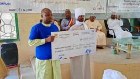 Révélation des Bénéficiaires : Cérémonie de Remise des Chèques aux Stagiaires du Programme PADE à Mongo – Tout Ce Que Vous Devez Savoir Aujourd&rsquo;hui