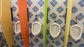 Yaoundé Révolutionne l&rsquo;Hygiène Urbaine : Découvrez ses Nouvelles Toilettes Publiques Ultra Modernes !