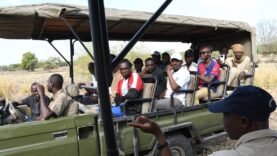 Exploration en Direct : Les Étudiants de l&rsquo;ENA Plongent au Cœur du Parc National de Zakouma – Découvrez les Enjeux Éducatifs et Environnementaux !