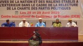 Crise politique au Mali : La dissolution des partis et l&rsquo;ascension du Général Assimi Goïta à la présidence révélée