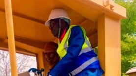 N&rsquo;Djamena : Le 9e Arrondissement Révolutionne la Mobilité avec une Nouvelle Opération de Nivellement des Routes ! Découvrez les Détails Clés Aujourd&rsquo;hui !