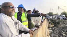 Urgence à N&rsquo;Djamena : Le Ministre de l&rsquo;Aménagement du Territoire lance la campagne de curage des caniveaux – Tout ce qu&rsquo;il faut savoir !