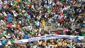 Crise politique : Maurice Kamto applaudit Douala et dénonce les pressions, découvrez les enjeux majeurs !