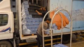 Hadj 2025 : Une Logistique Sans Précédent avec 1,4 Million de Bouteilles d’Eau pour les Pèlerins Tchadiens – Les Détails Essentiels