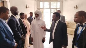 Découverte Exclusive : Le Ministre des Affaires Étrangères au Consulat Général de Douala – Les Secrets Inattendus Révélés !