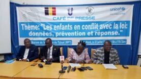 Enfants en conflit avec la loi : Comment les médias influencent leur réinsertion – Découvrez les vérités cachées qui peuvent changer leur avenir !