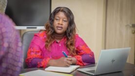 Révélation exclusive : La Ministre de la Femme et de la Petite Enfance dévoile ses plans pour transformer le capital humain – Découvrez les secrets cachés de cette rencontre !