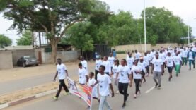 Tchad : Découvrez l’Inattendu de la Première Marche Sportive par les Coachs de Fitness – Ce Que Vous Ignorez Absolument !