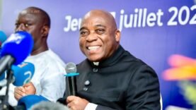 Révélations choc : Ahoua Don Mello accuse l&rsquo;entourage de Gbagbo – Découvrez la vérité cachée qui pourrait tout changer !