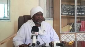 À Abéché : Découvrez la cérémonie étonnante en l&rsquo;honneur du Moufti du Tchad et des lauréats d&rsquo;une compétition coranique – Ce que vous ignoriez sur cet événement mémorable !