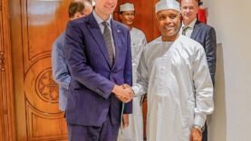 Révélations choc : Le ministre d’Etat Abdoulaye Sabre Fadoul et le parlementaire français, un échange mystérieux qui pourrait bouleverser tout ! Découvrez l’inattendu.
