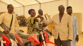 Des motos neuves pour le ministère de la Santé : un atout contre la malnutrition