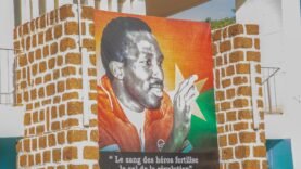Visite emblématique des afro-descendants au mémorial Thomas Sankara : un moment fort pour l&rsquo;unité de la diaspora africaine.