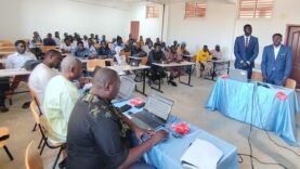 Des étudiants du département de photovoltaïque de l’INSTA présentent des projets innovants pour un avenir énergétique durable à Abéché.