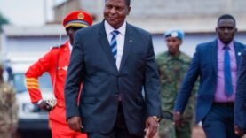 Touadéra lance une initiative pour sauver des vies maternelles en Centrafrique