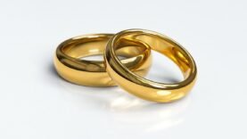 « Pourquoi les couples se séparent après avoir tout construit ? »