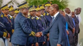 Ouattara appelle l&rsquo;administration territoriale à renforcer la responsabilité pour un avenir durable