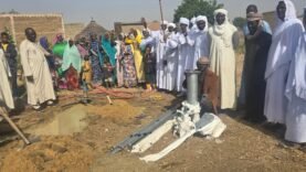 Mahamat Assileck Halata apporte une source d&rsquo;eau vitale au quartier Amsinéné