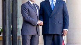 Tshisekedi et Macron se rencontrent : un nouveau souffle pour la coopération franco-congolaise