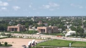 Escroquerie foncière à N&rsquo;Djamena : le tribunal suspend son jugement pour une décision cruciale