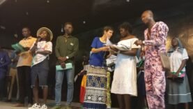 Achta Sindigué remporte le concours slam et inspire les jeunes poètes