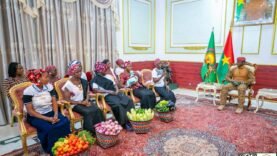 Le chef de l&rsquo;État s&rsquo;engage pour l&rsquo;avenir des femmes de la coopérative de Zongo.