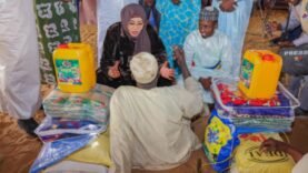 Distribution de kits alimentaires : un soutien vital pour les familles du 1er arrondissement de N’Djamena