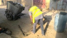 Ces héros discrets qui nettoient N’Djamena : un défi quotidien pour l&rsquo;environnement