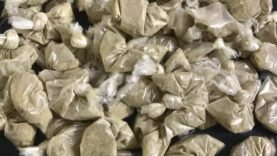 Jeunesse et virilité : l&rsquo;essor du « poutoulou », une nouvelle drogue inquiétante