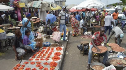 marche-central-de-Douala.webp