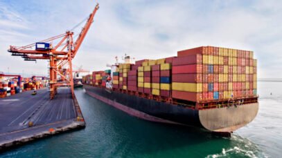 Commerce-port-containeurs-okk.jpg