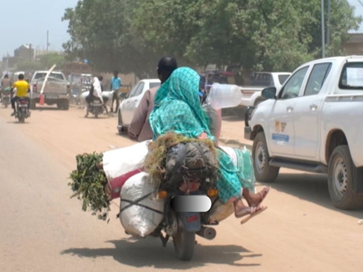 Motos surchargées à N&rsquo;Djamena : entre survie et danger routier