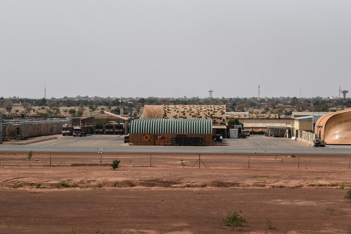 Niger : reprise d&rsquo;une base clé avec l&rsquo;aide russe