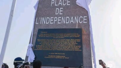 Place-de-l-Ind-pendance.jpg