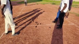 Pétanque à Kélo : un lien intergénérationnel fort