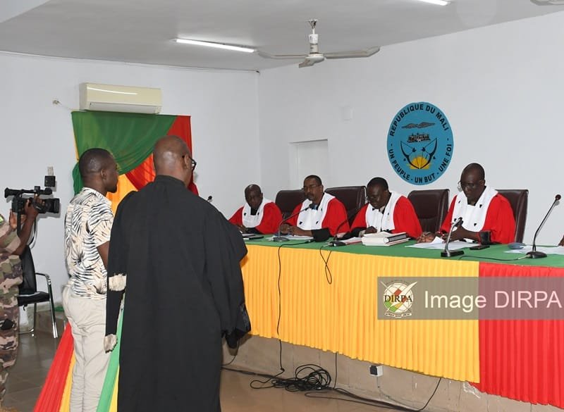 Sergent de police condamné à trois ans pour vol à Bamako