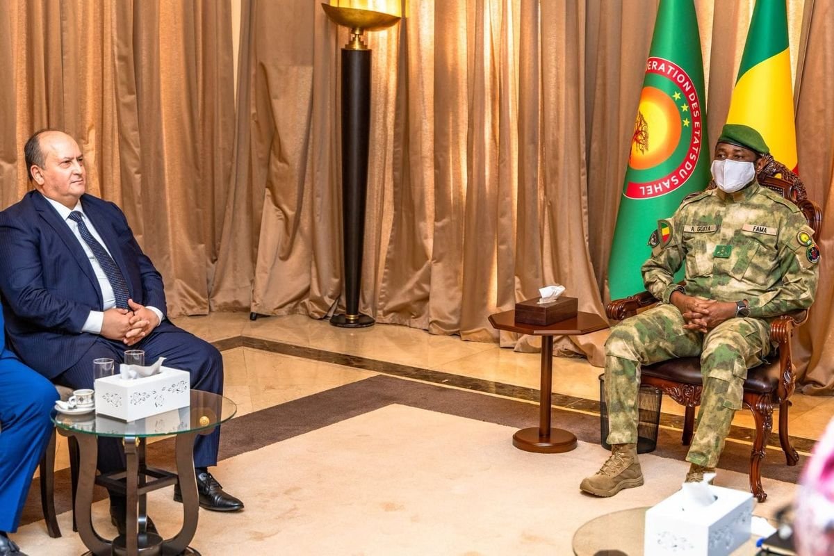 Visite à Bamako : Le Premier ministre algérien en tête-à-tête