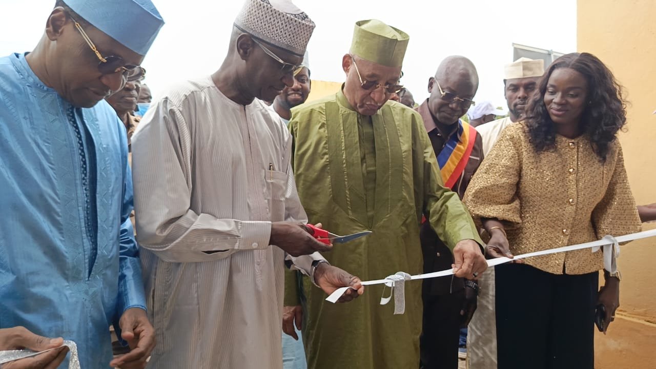 Inauguration d&rsquo;un centre multimédia à Moundou pour connecter