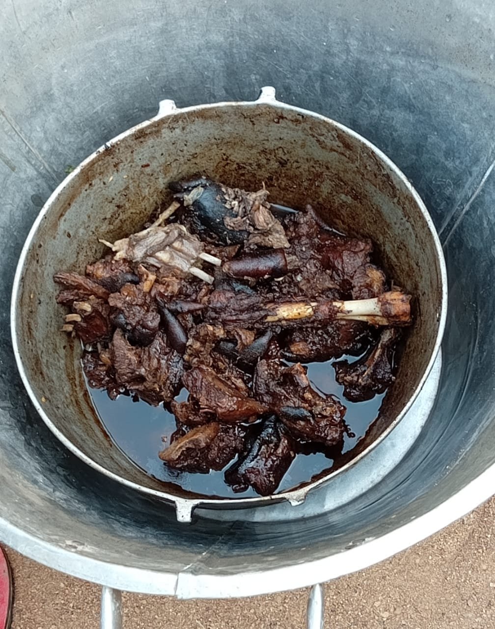 Viande de chien au Tchad : la jeunesse défie les traditions